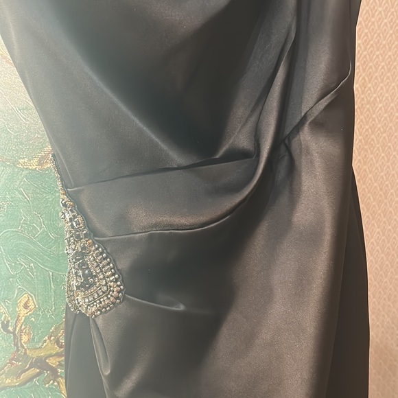 Eliza J black satan cocktail dress EUC SIZE 4 - Picture 4 of 7